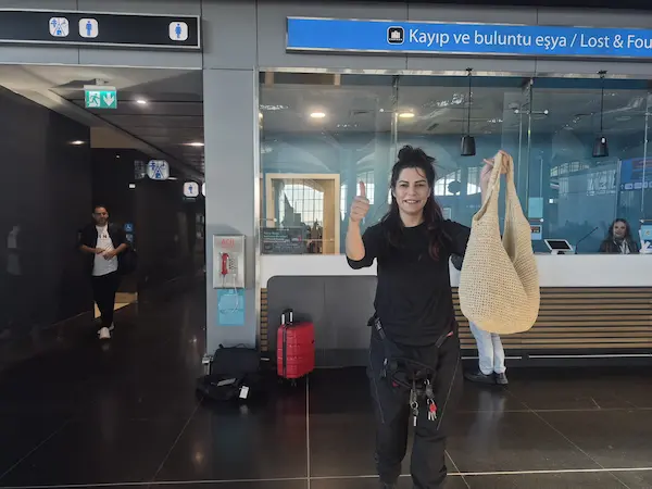 Handbag collected from IGA Istanbul Airport Lost and Found on behalf of a customer in Russia